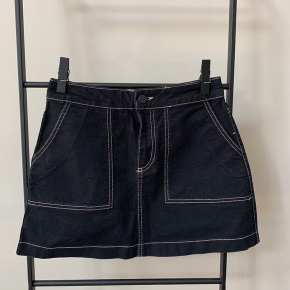 Zara Mini Skirt - Picture 1 of 4